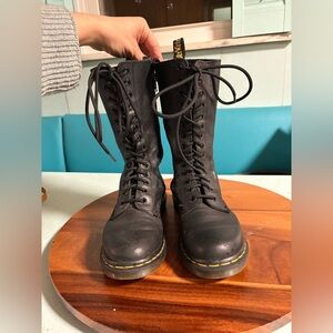 Dr. Martens 1B99 Black Leather Combat Boots size 6 women’s